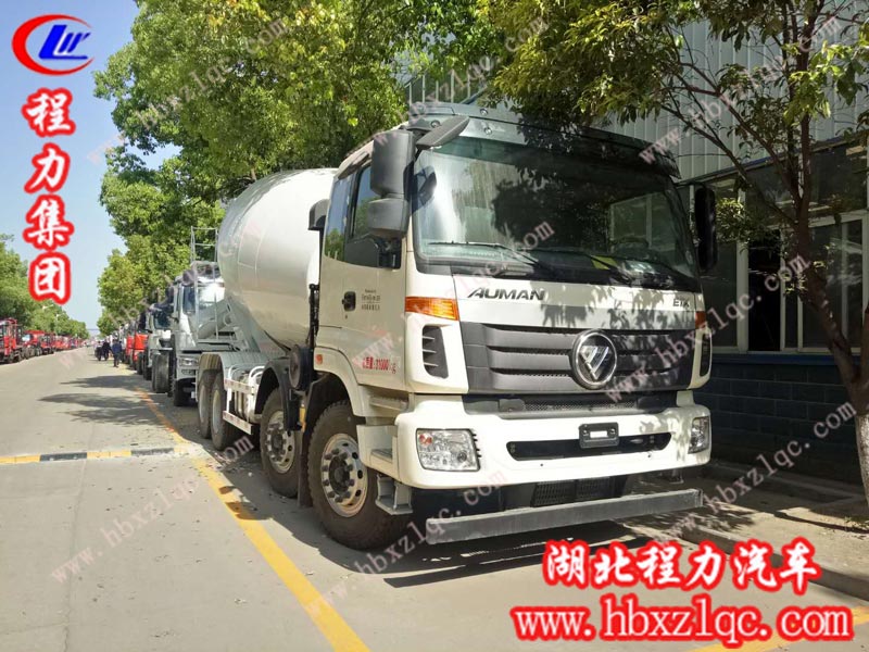 程力集團混凝土攪拌運輸車(chē)效率之高，讓您輕松工作！